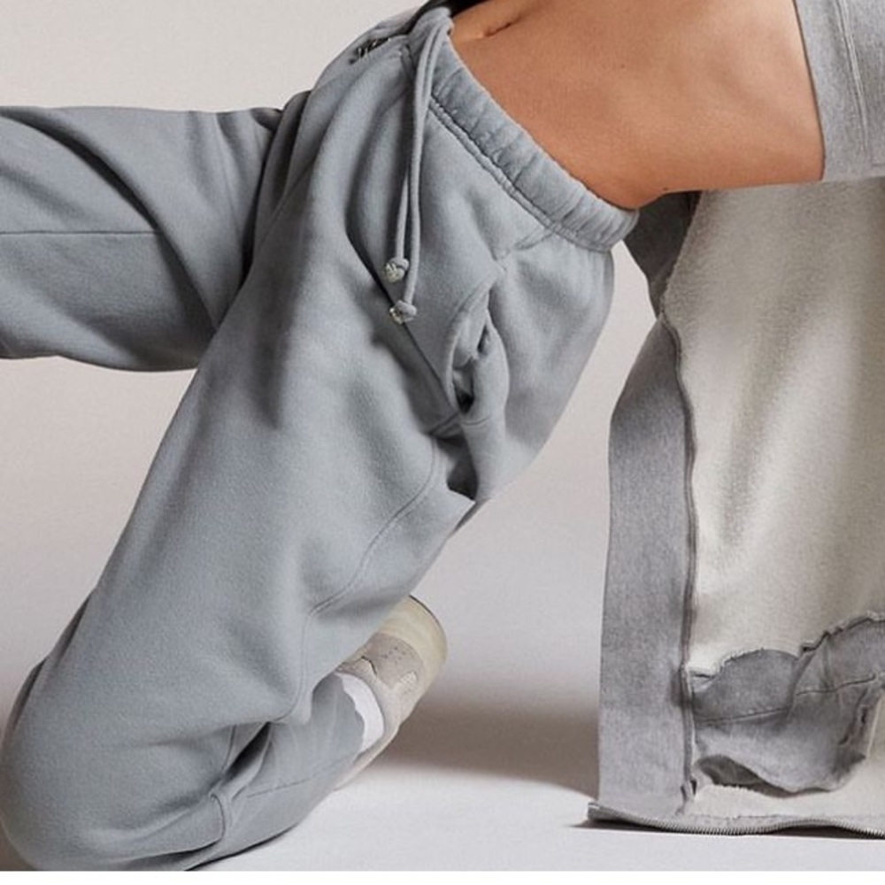 Good American Sweatsuit